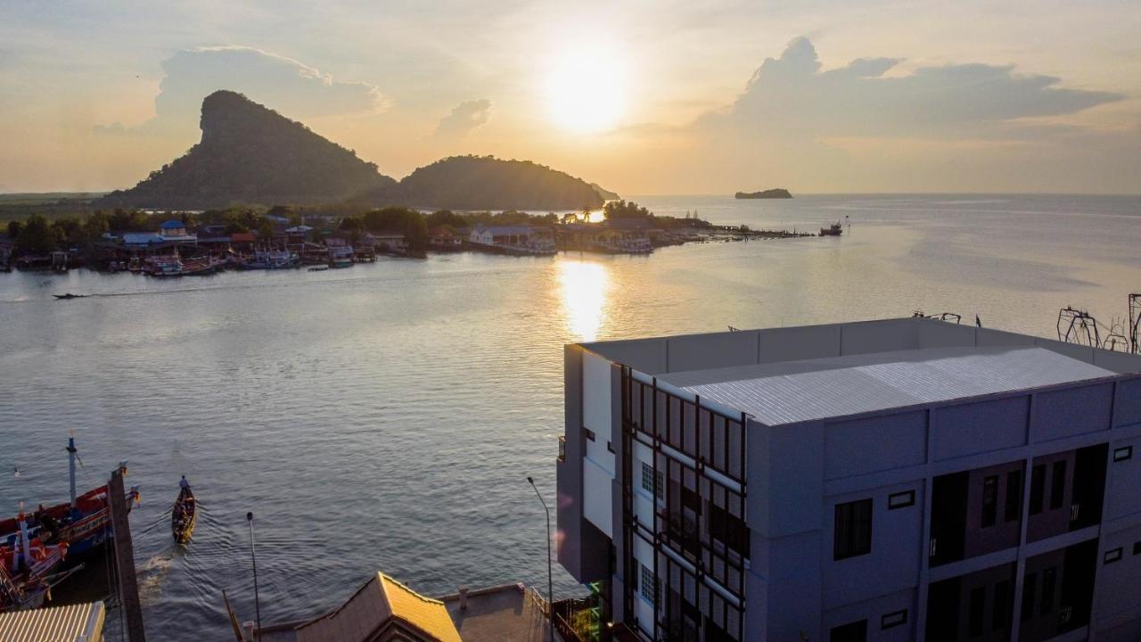 The Blue C Donsak Hotel Surat Thani Luaran gambar